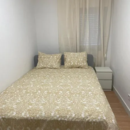 Edith House דירה